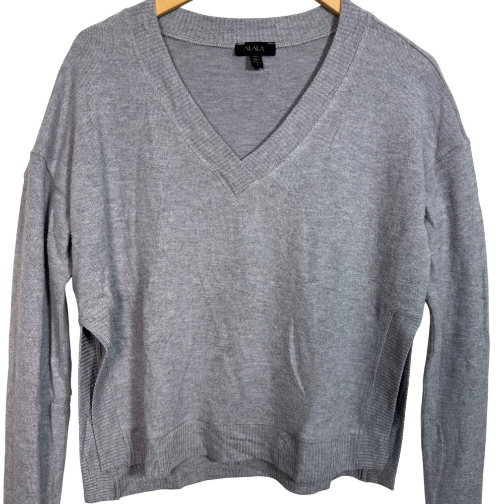 ALALA Womens Sweater Small VNeck Lightweight Knit Gray Split‎ Hem Super Soft